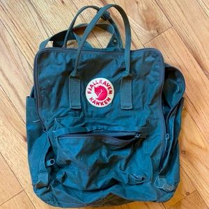 Classic Kanken Backpack Green